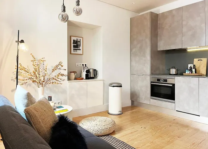 Guestready - Luxury With Private Terrace In Lapa Lisbona