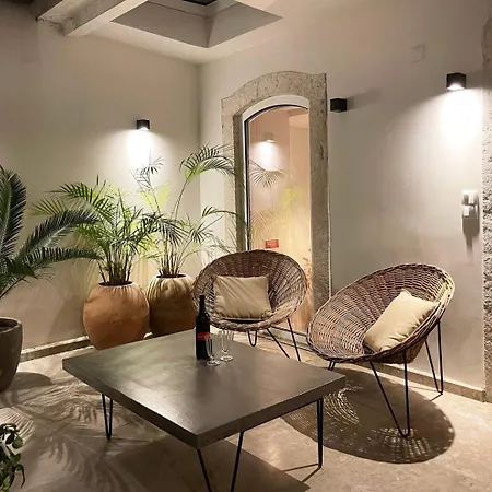 Guestready - Luxury With Private Terrace In Lapa Lisboa